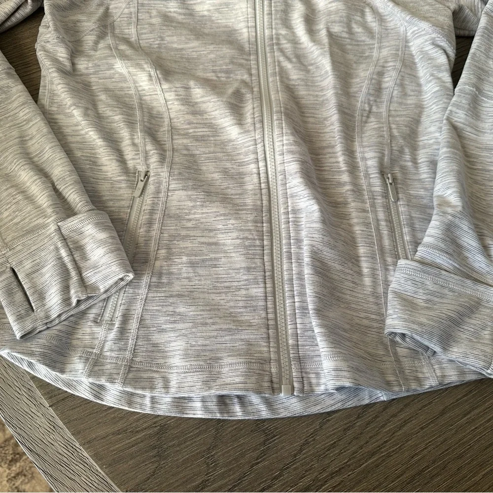 Lululemon Athletica Define Zip-Up Jacket - Picture 3 of 7